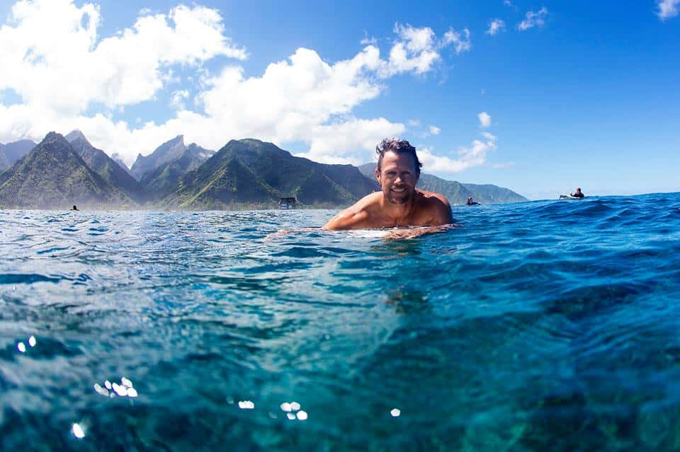 Jason Gilbert surfing
